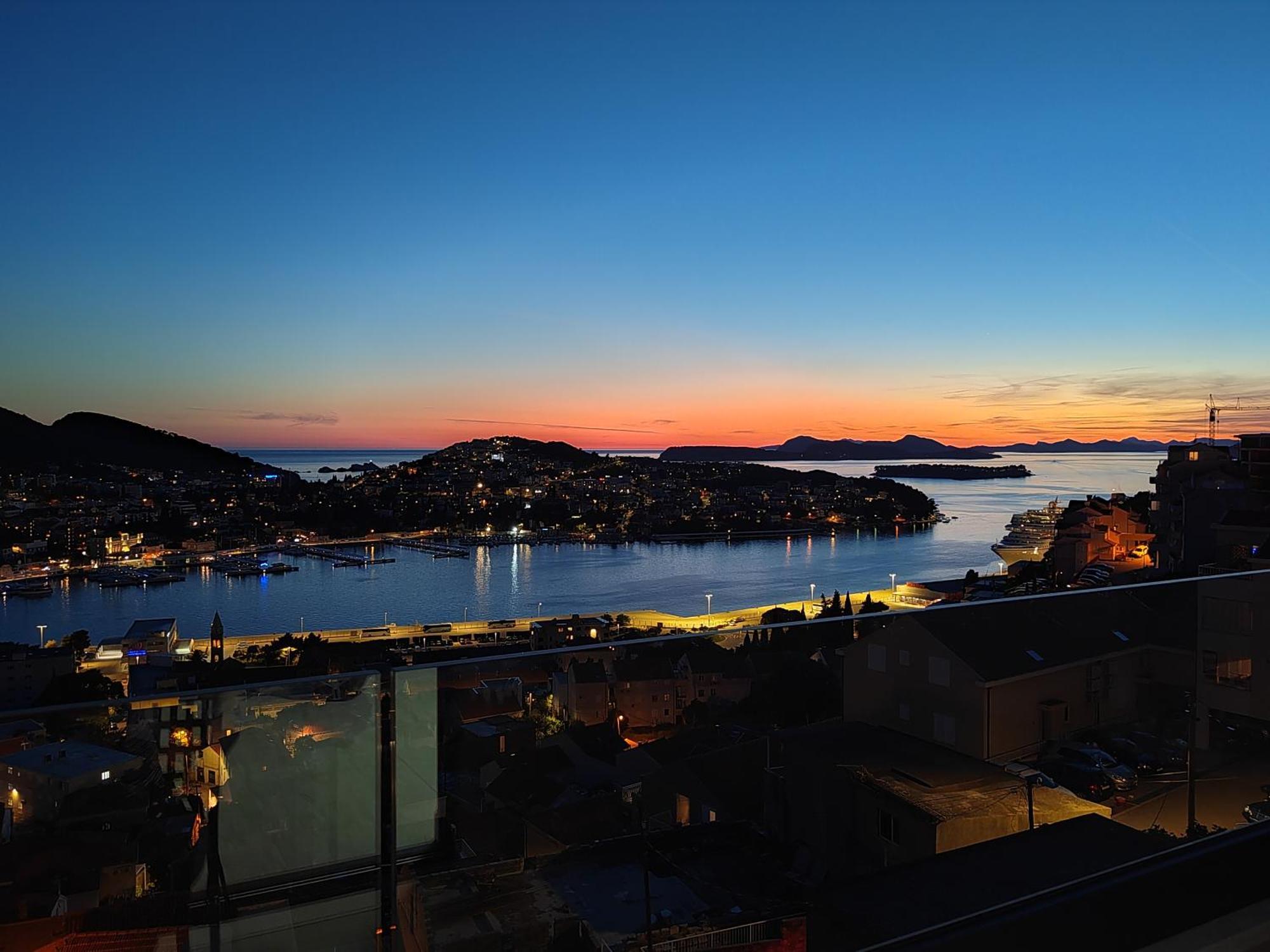Makris No3 * Dubrovník
