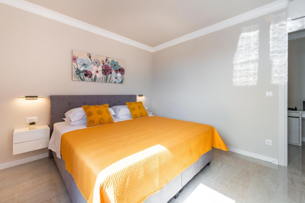 Makris No3 Apartament