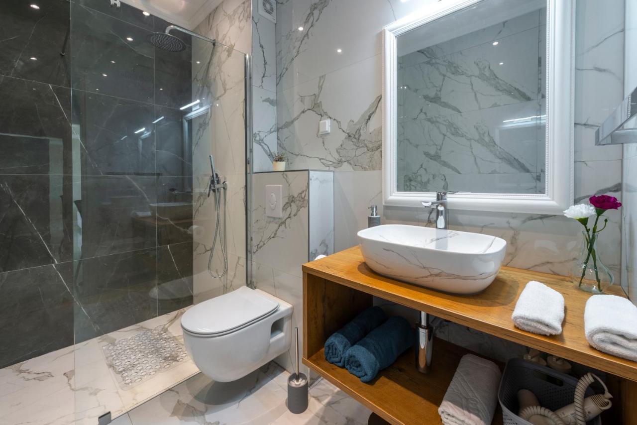 Apartament Makris No3 *